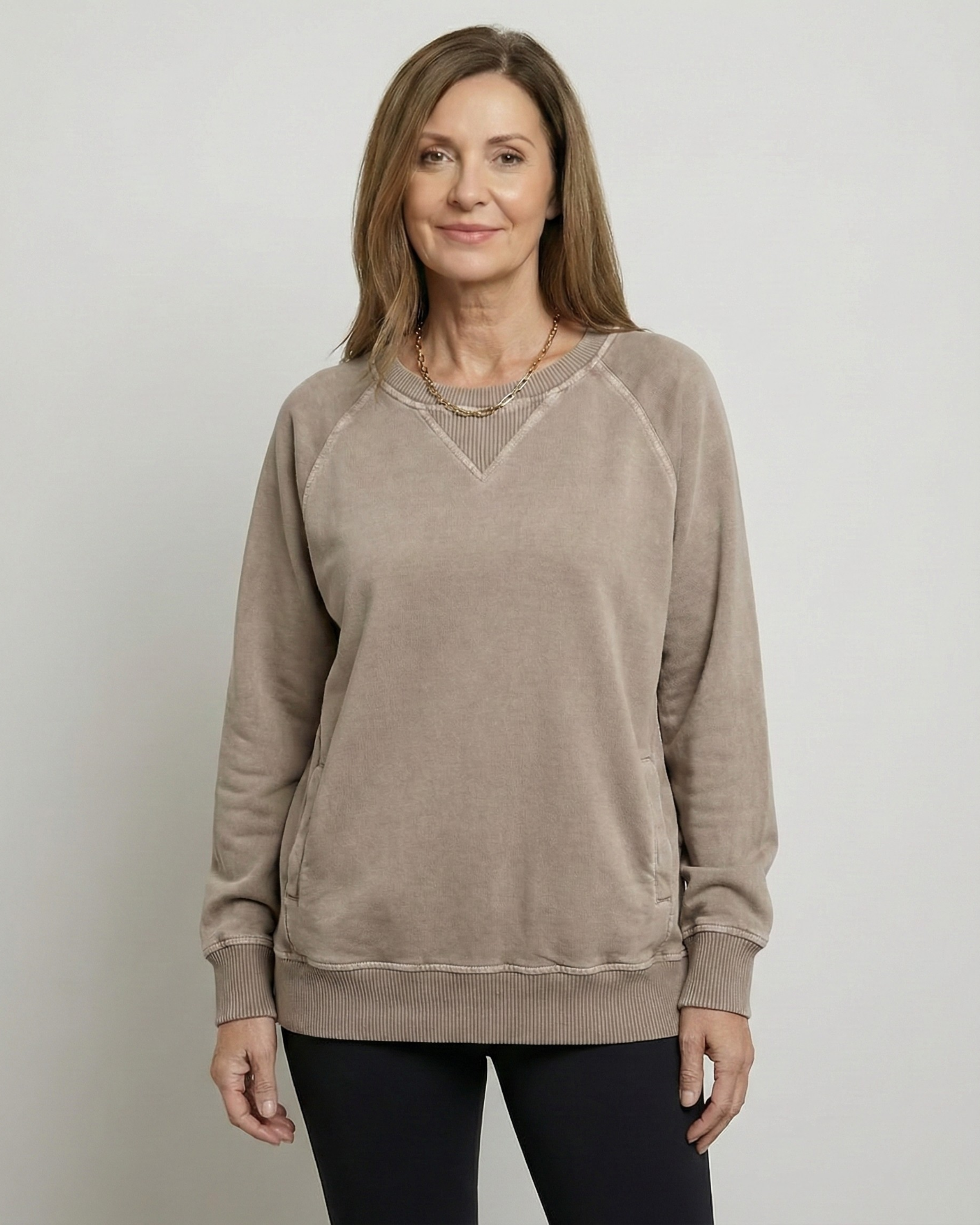VIOLA - Ribbed Accent Pocketed Pullover