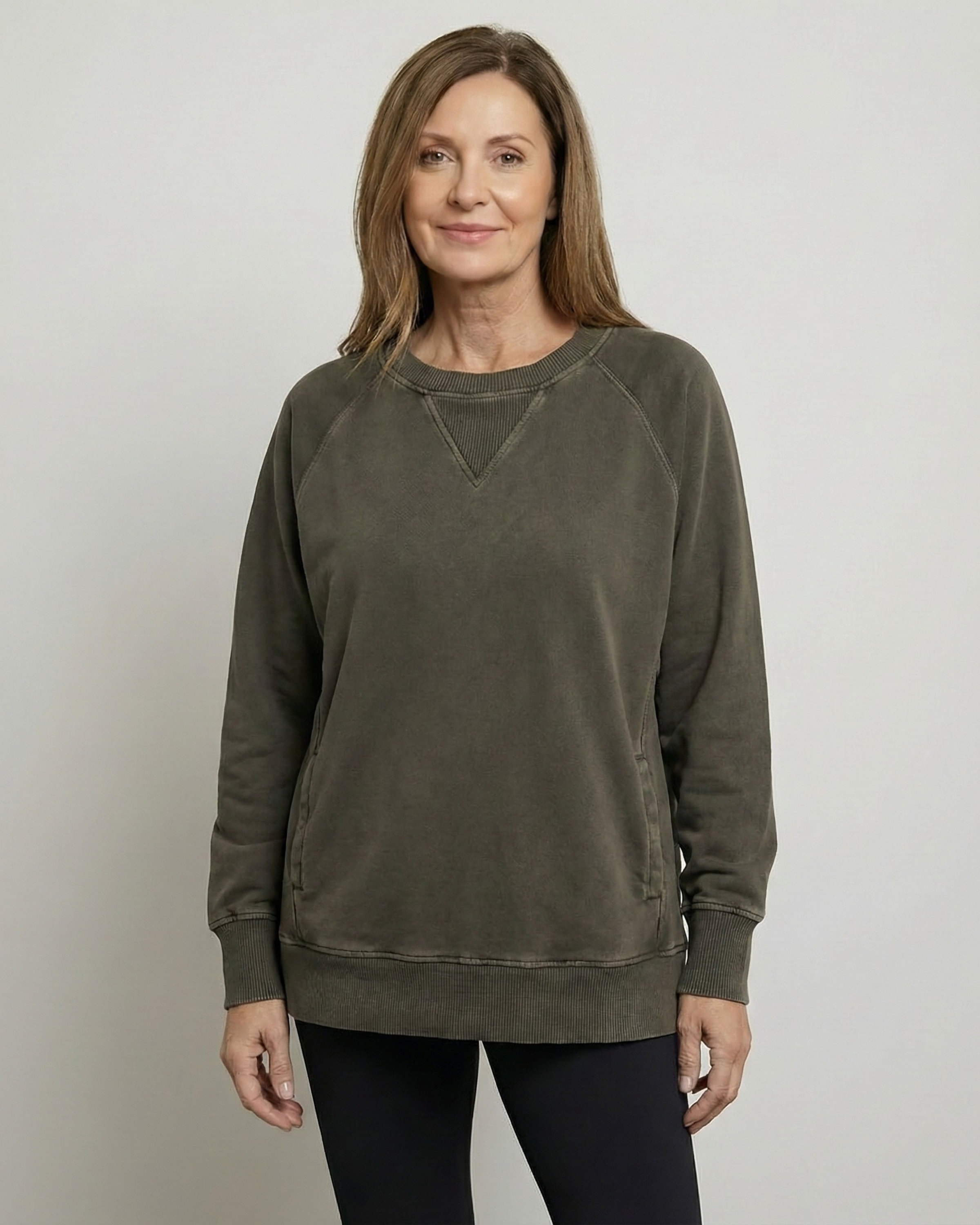 VIOLA - Ribbed Accent Pocketed Pullover