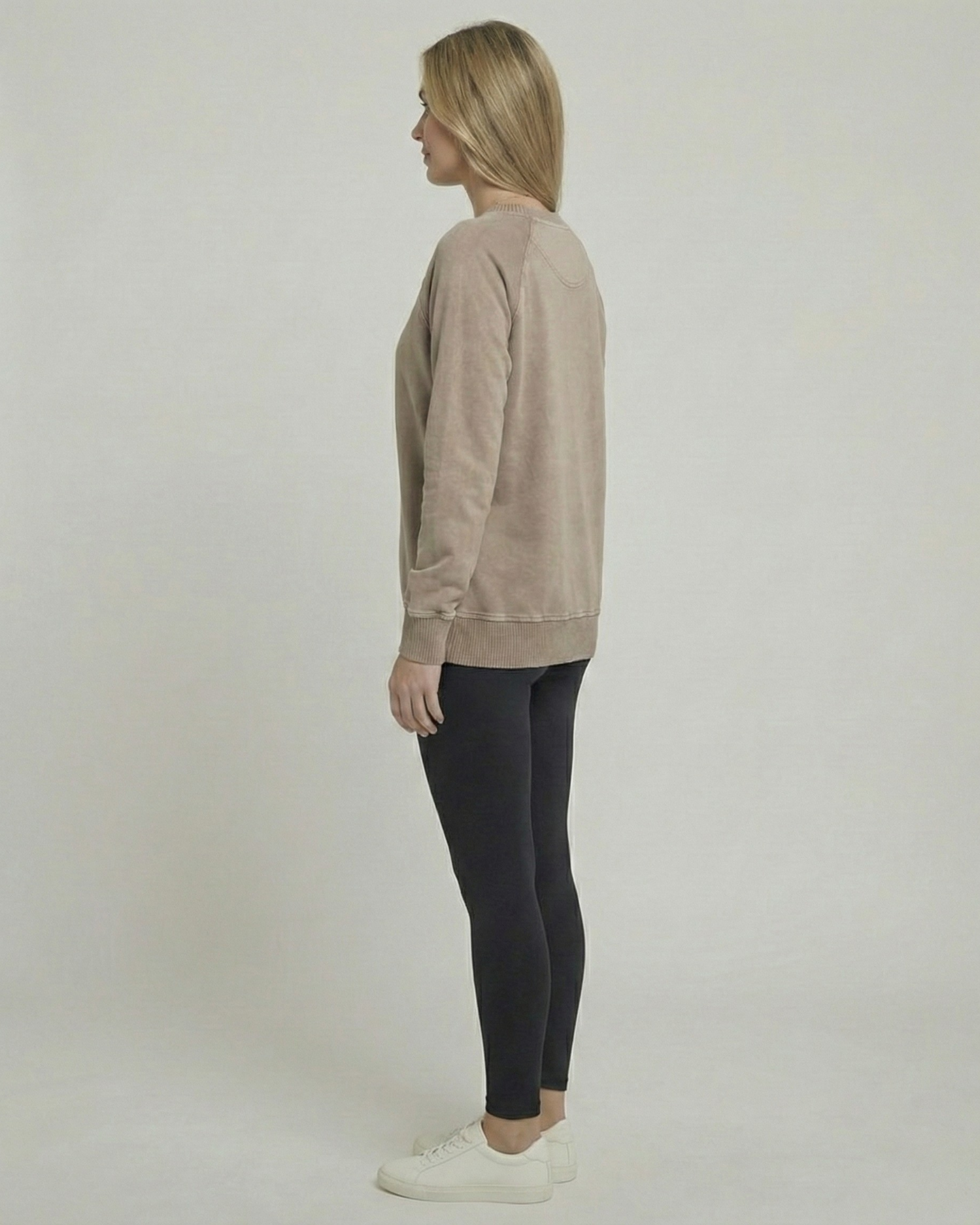 VIOLA - Ribbed Accent Pocketed Pullover